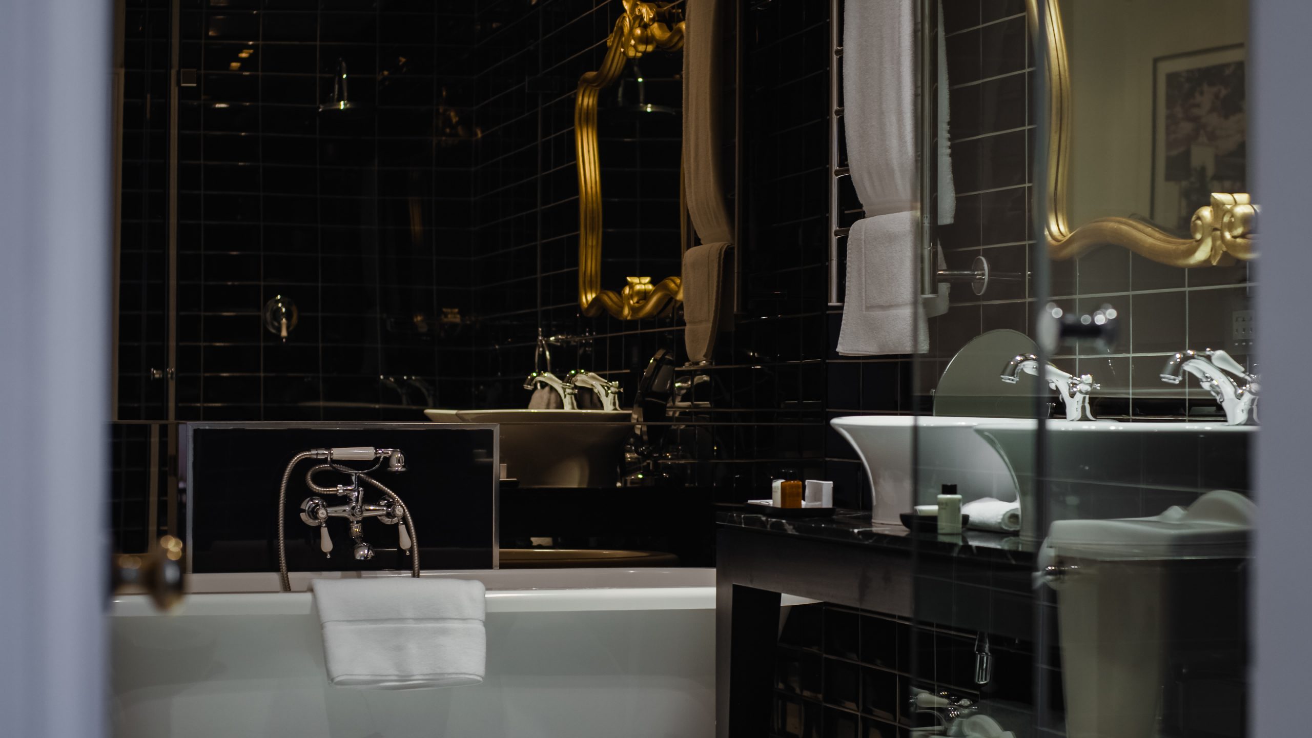 Classic Room Bathroom